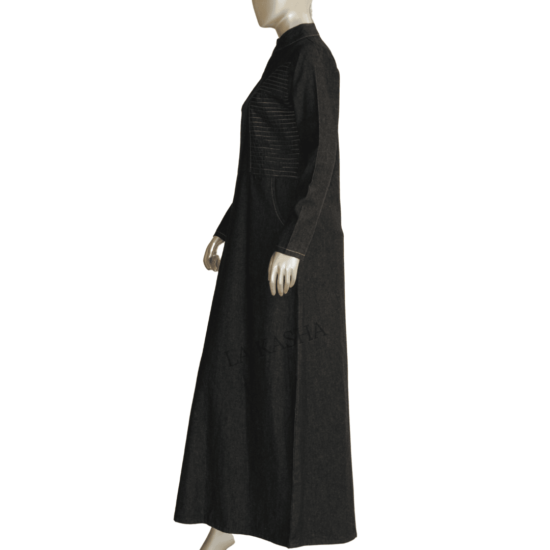 Abaya in stretchable denim with a band collar stitch details and pockets