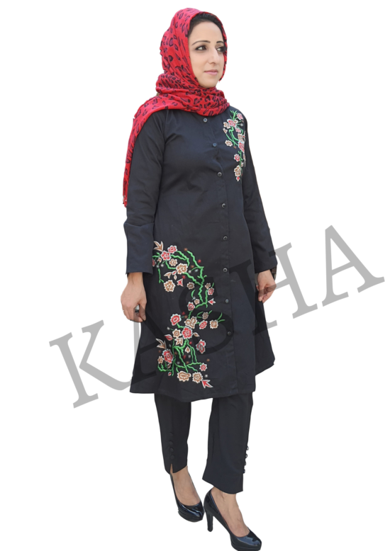 Tunic & pant set in cotton. Button front, floral embroidered 2 piece set.
