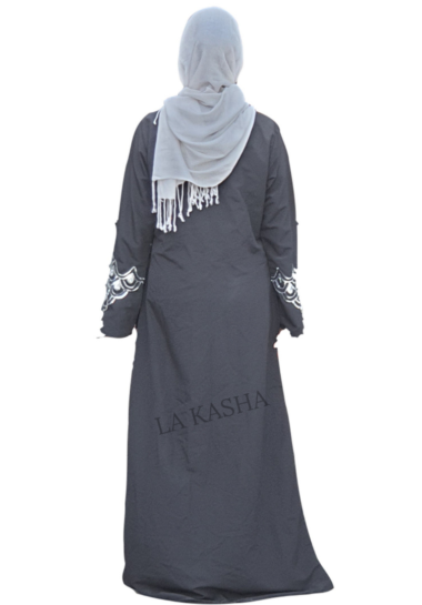 Abaya in kashibo A line with rich silver handwork on sleeve