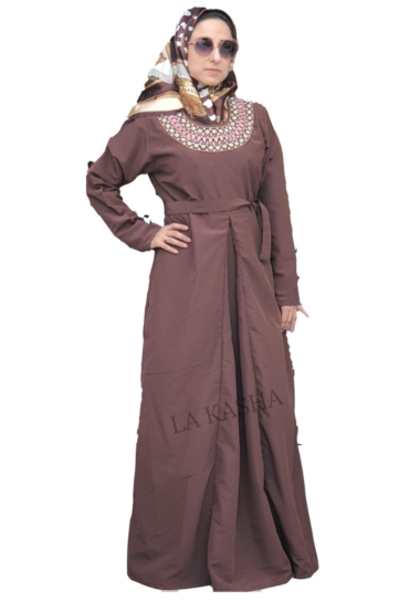 Abaya with intricate hand work on neck with a box pleat and belt in kashibo