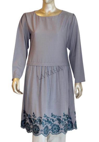 Tunic in crepe with gathers and embroidered scallop bottom
