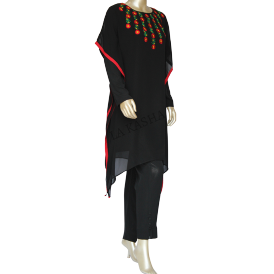 Kaftan tunic with rich thread work in georgette and crepe pant set