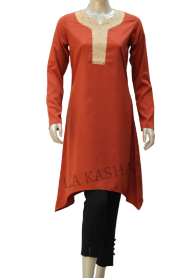 Tunic in Poly Crepe with asymmetrical bottom and contrast neck