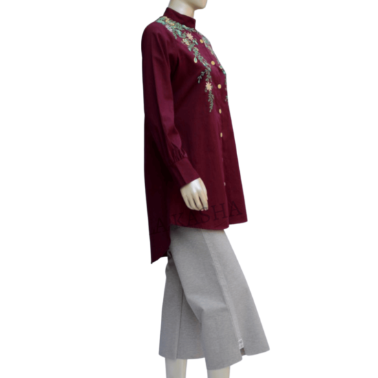 Twill tunic shirt with traditional floral embroidery