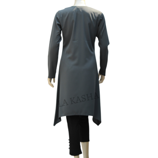 Tunic in poly crepe with asymmetrical bottom and neckline detail